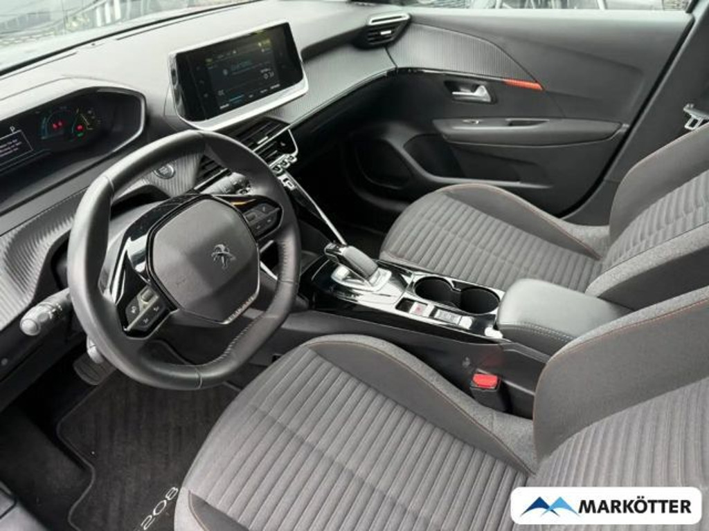 Peugeot e-208