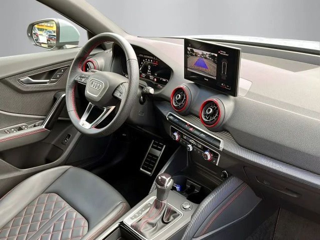 Audi SQ2
