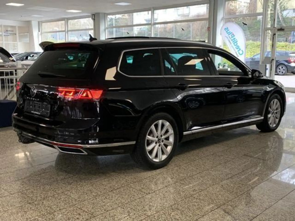Volkswagen Passat Variant IQ.Drive Elegance Elegance