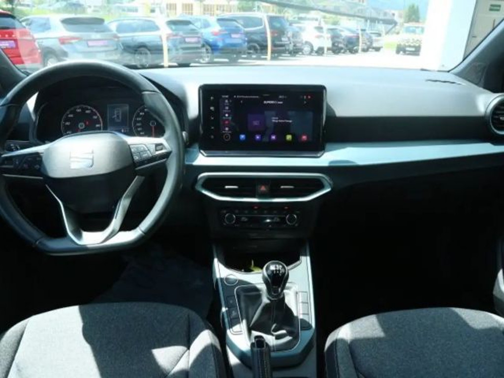 Seat Arona