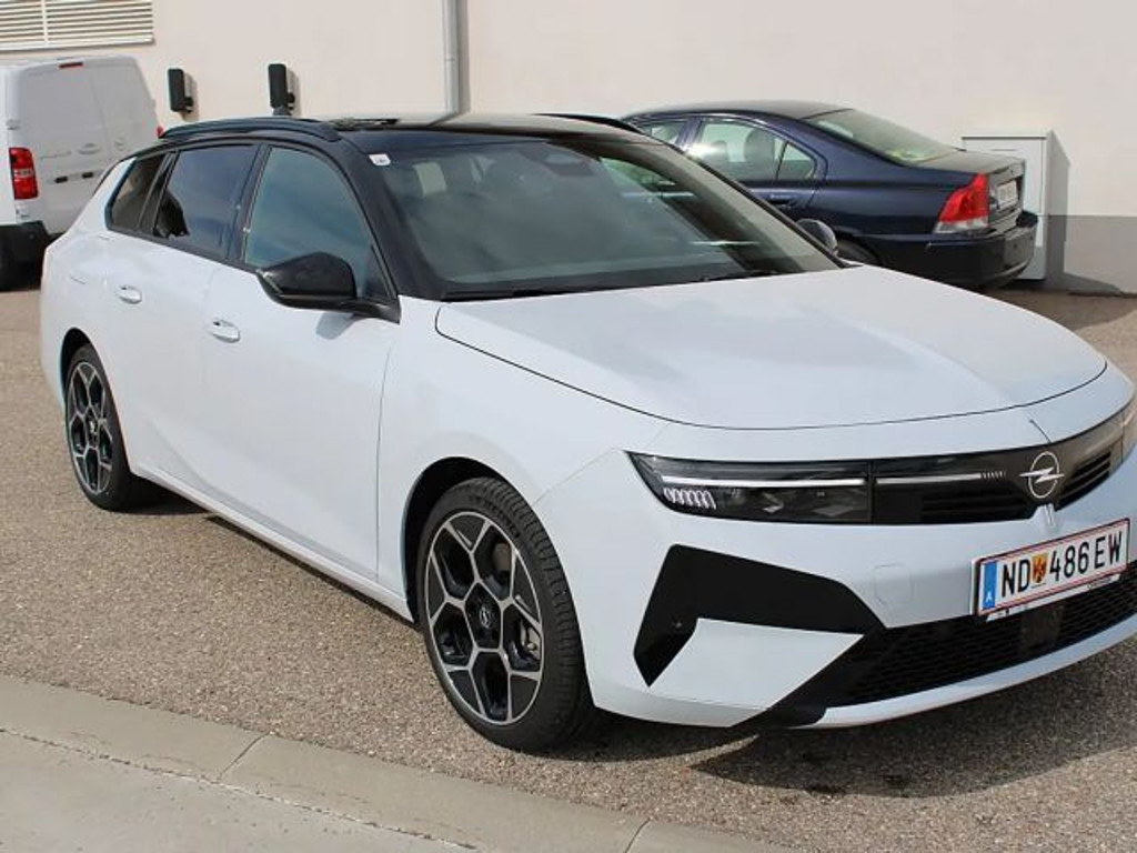 Opel Astra Sports Tourer Ultimate 1.6 Turbo Turbo
