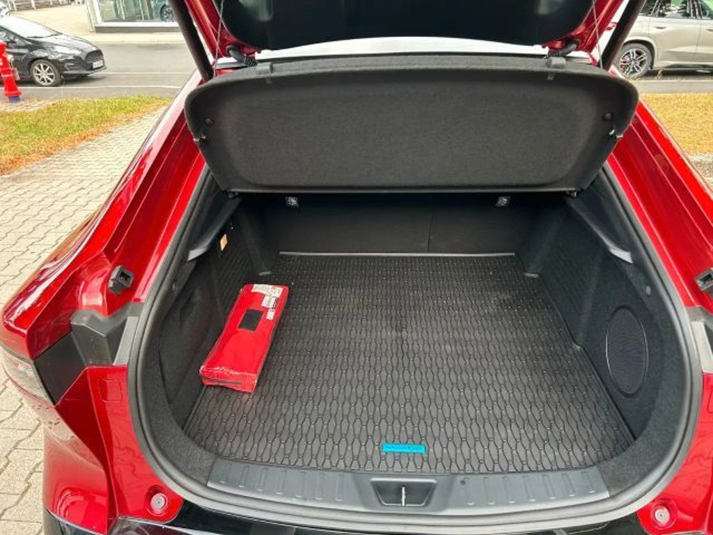 Mazda 6e