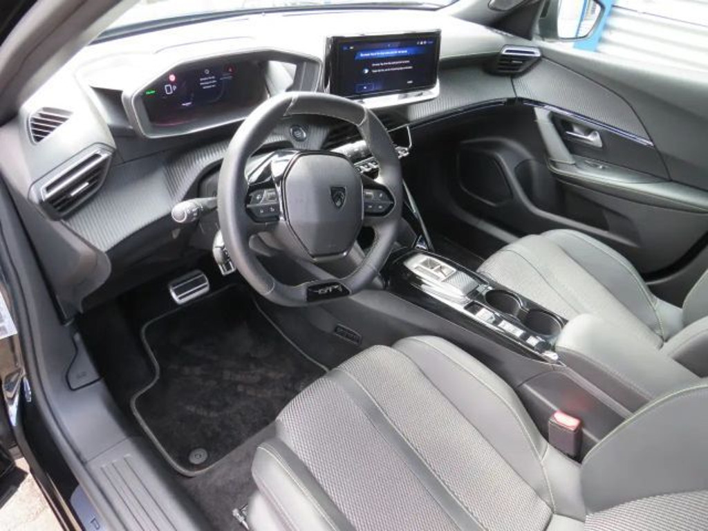Peugeot e-2008
