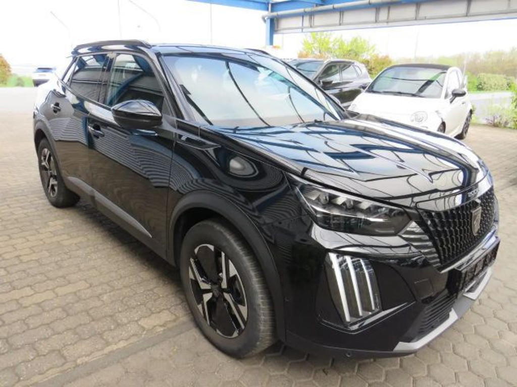 Peugeot e-2008