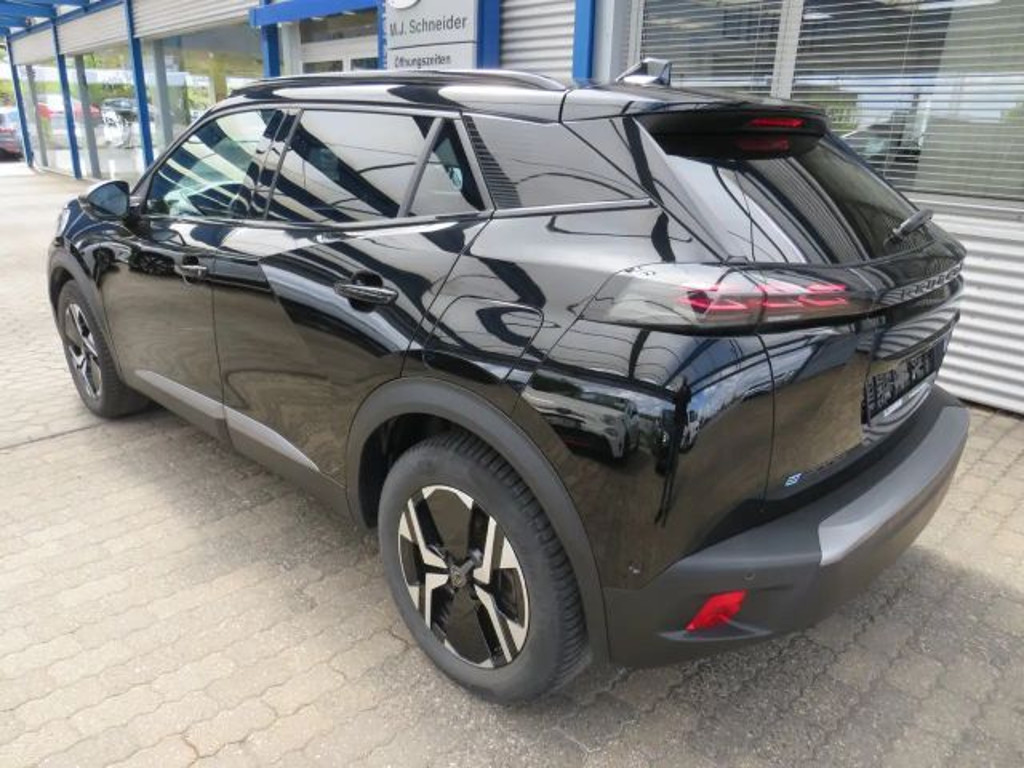 Peugeot e-2008