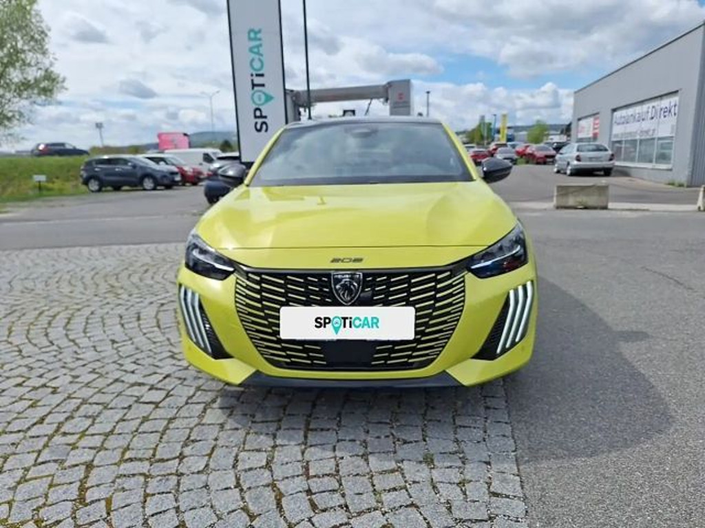 Peugeot e-208
