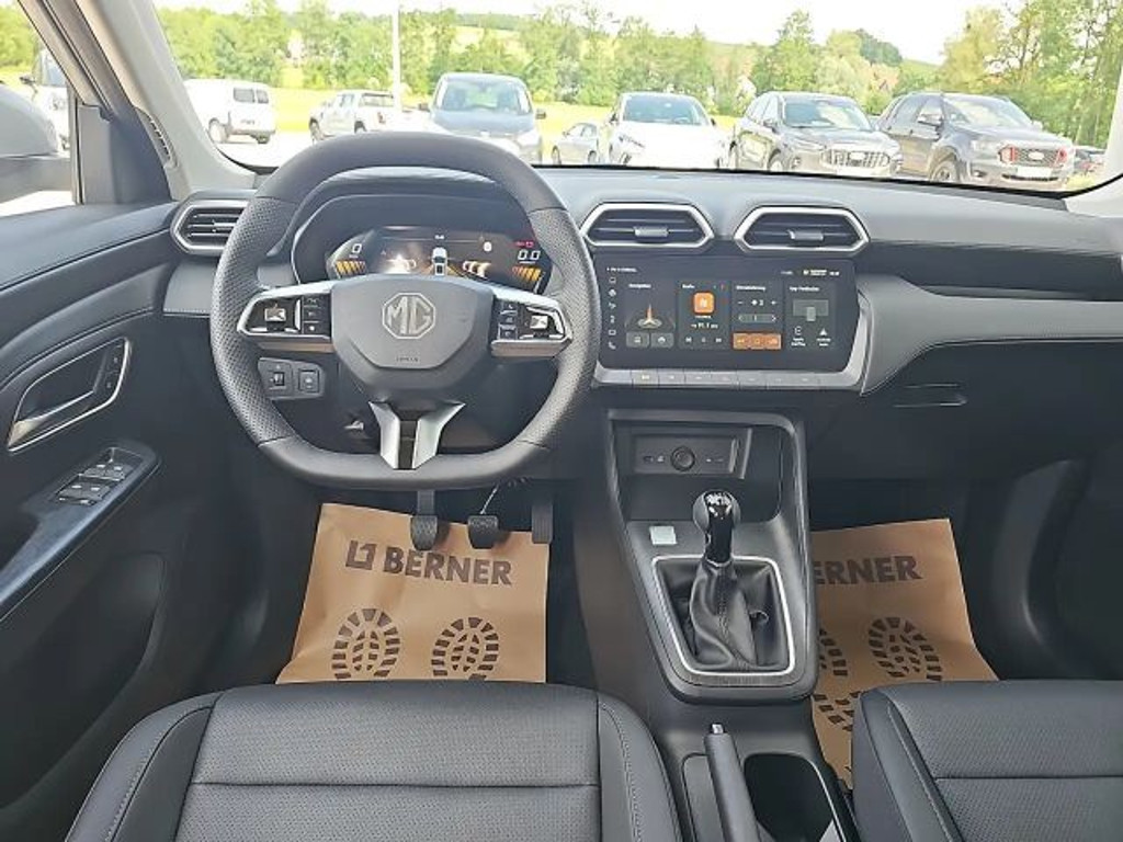 MG ZS