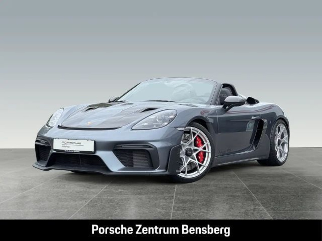Porsche Cayman RS 718
