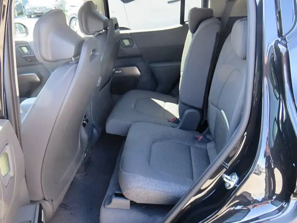 Kia EV2