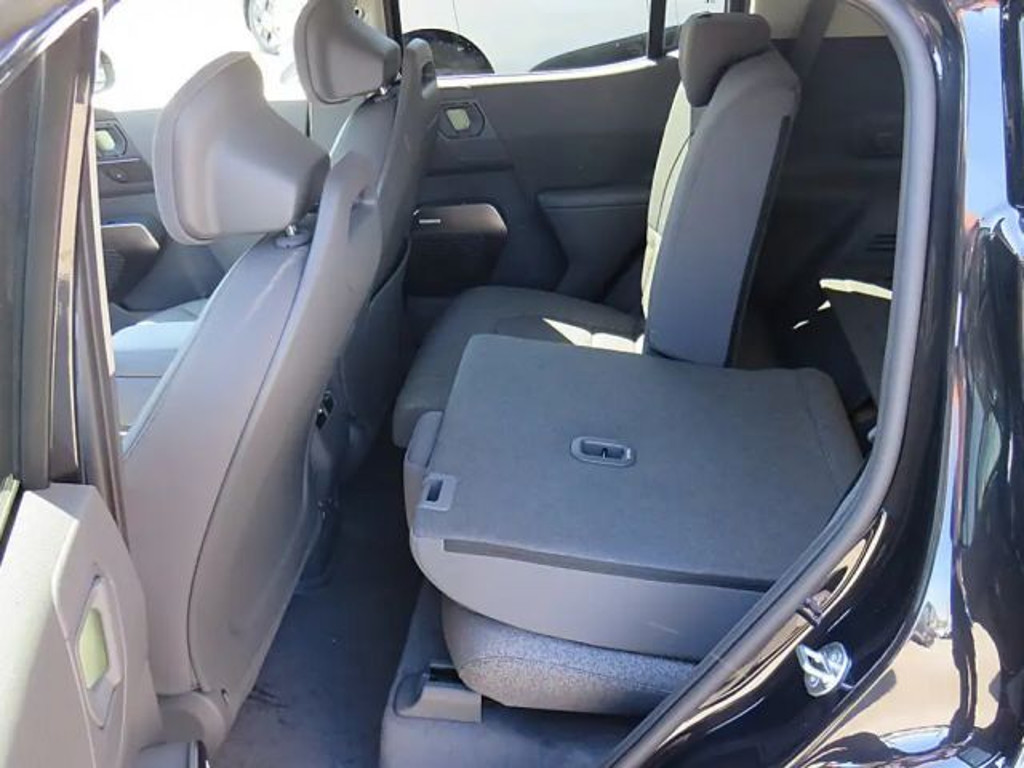 Kia EV2