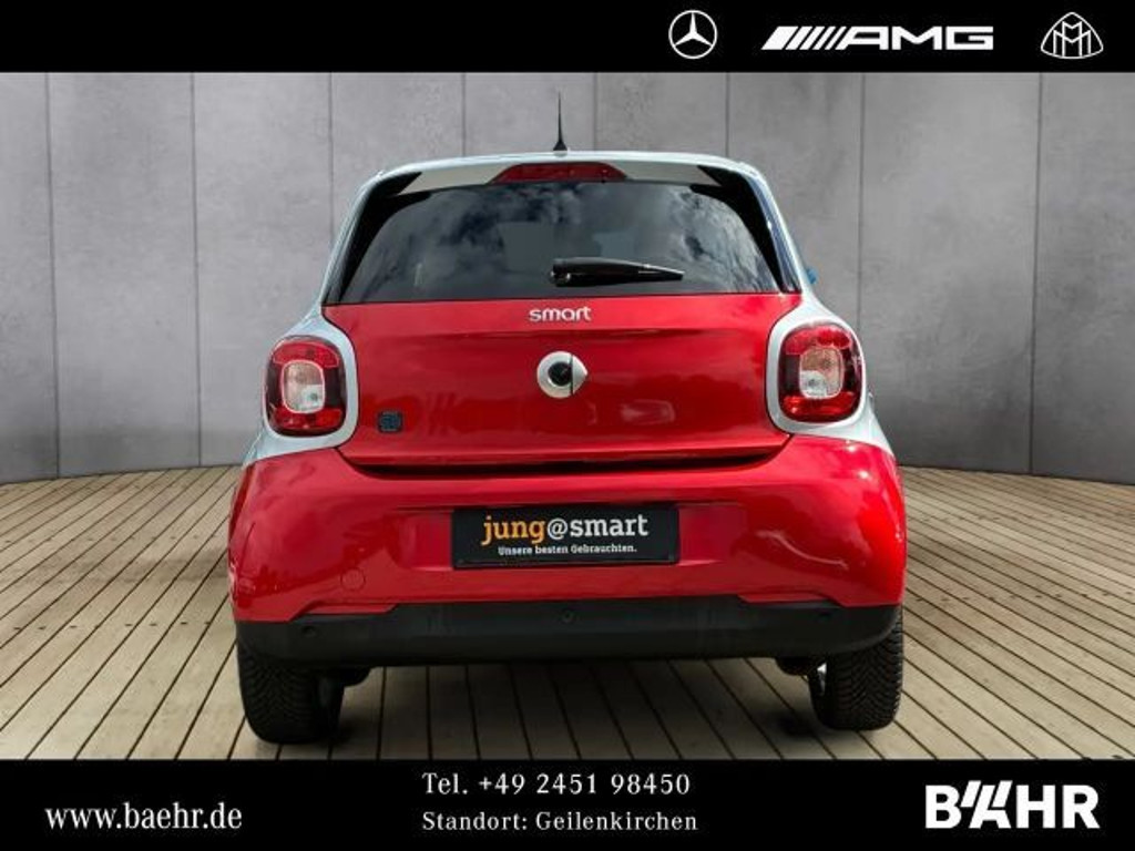 Smart EQ forfour