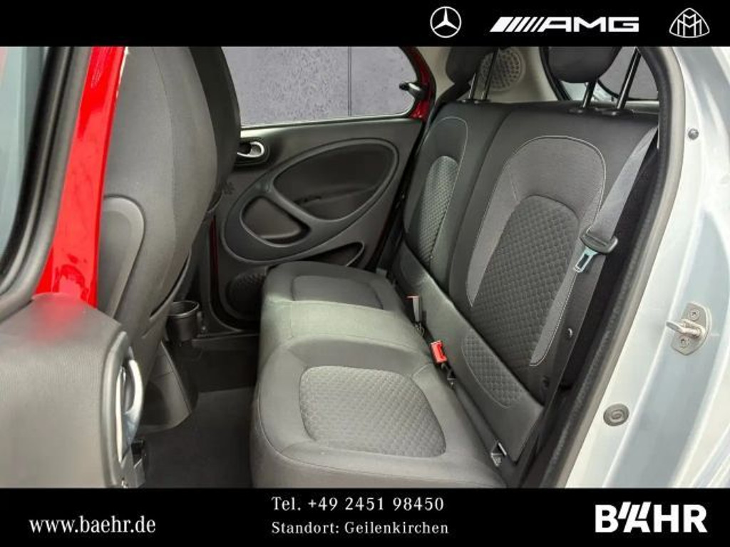 Smart EQ forfour