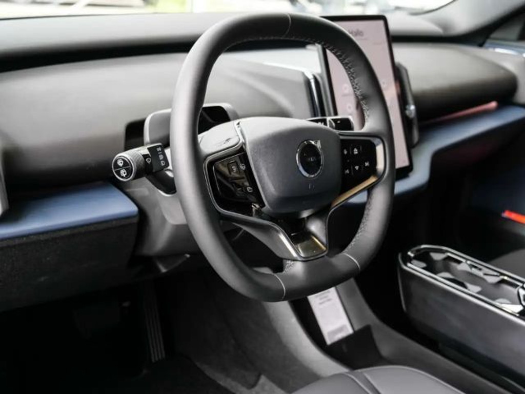 Volvo EX30