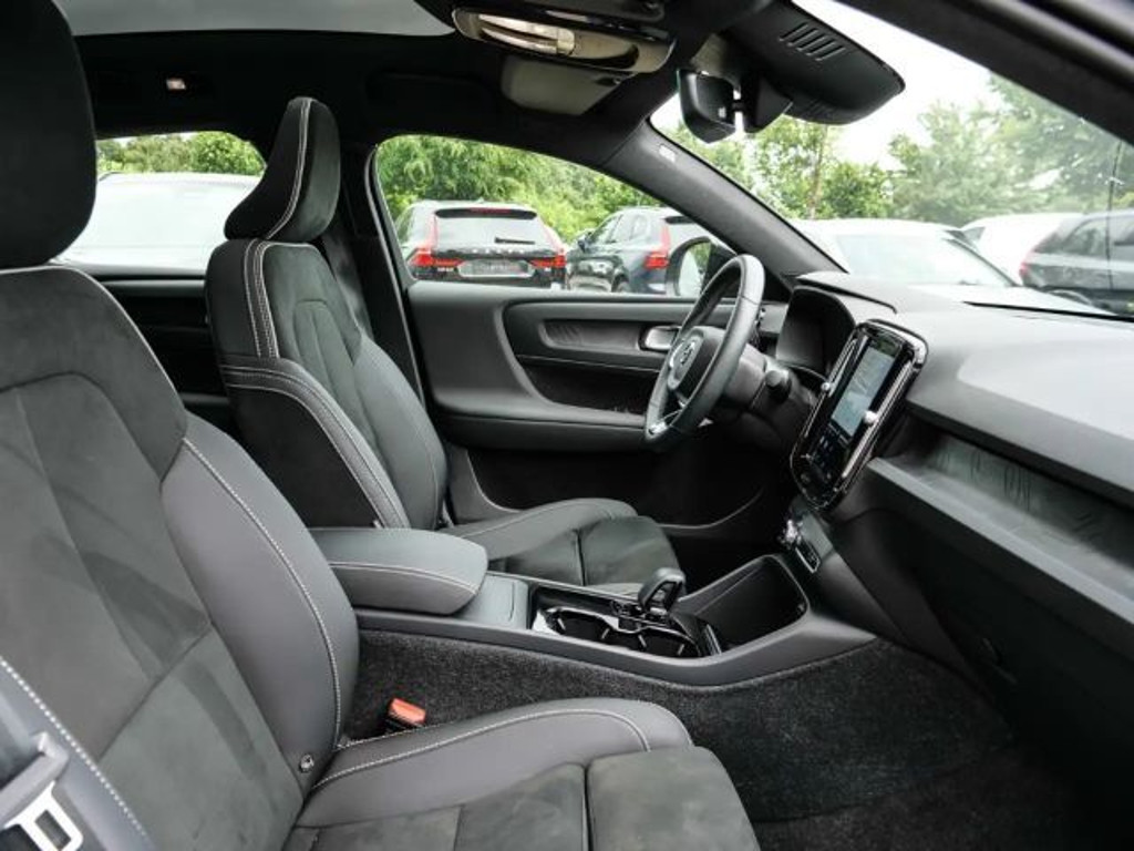 Volvo C40