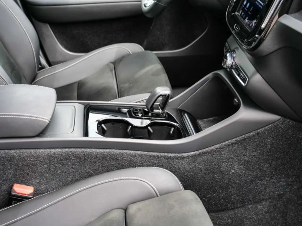 Volvo C40