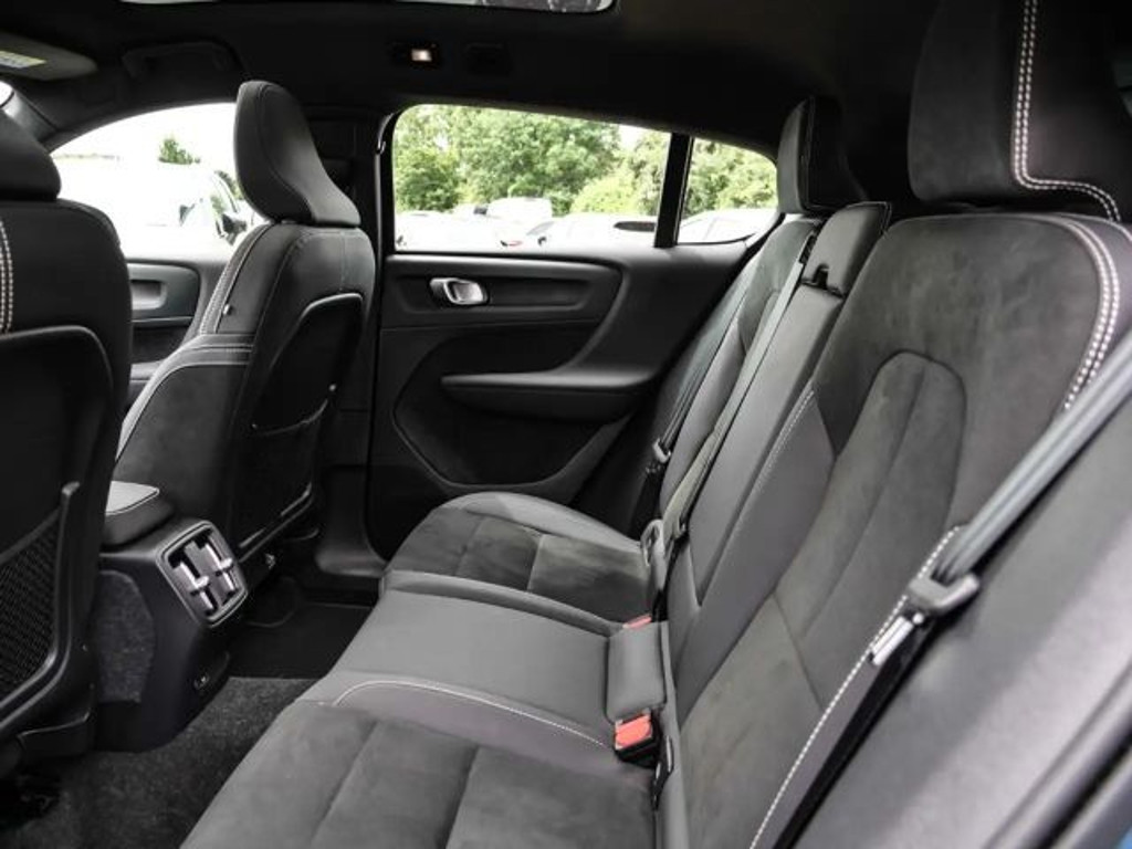 Volvo C40