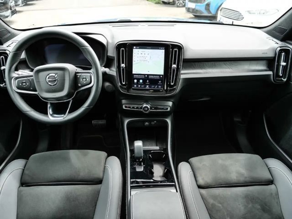 Volvo C40