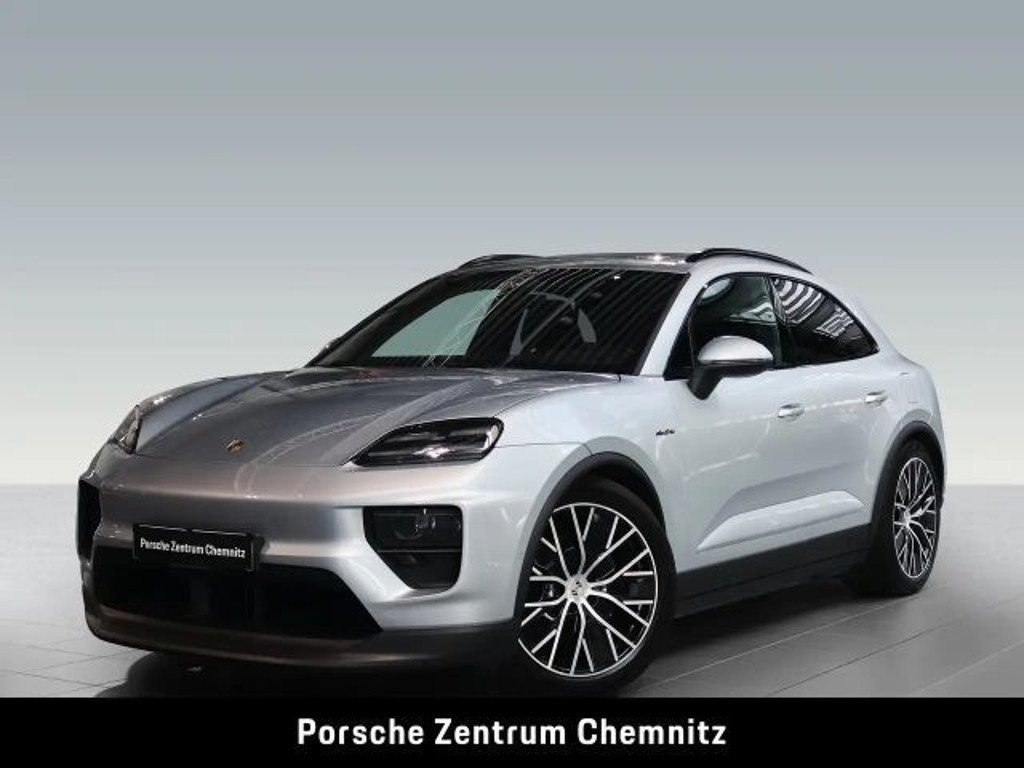 Porsche Macan 4