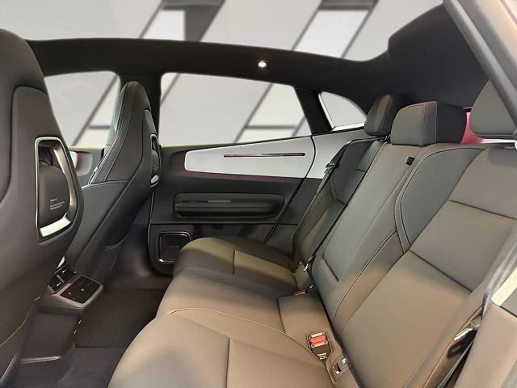 Polestar 4