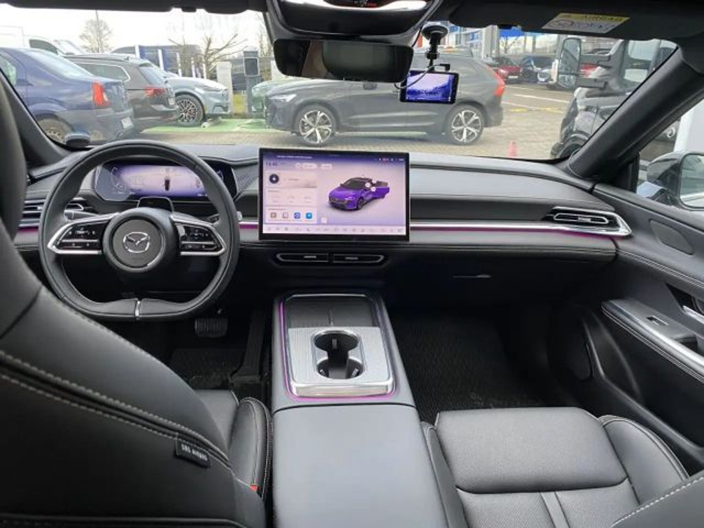 Mazda 6e