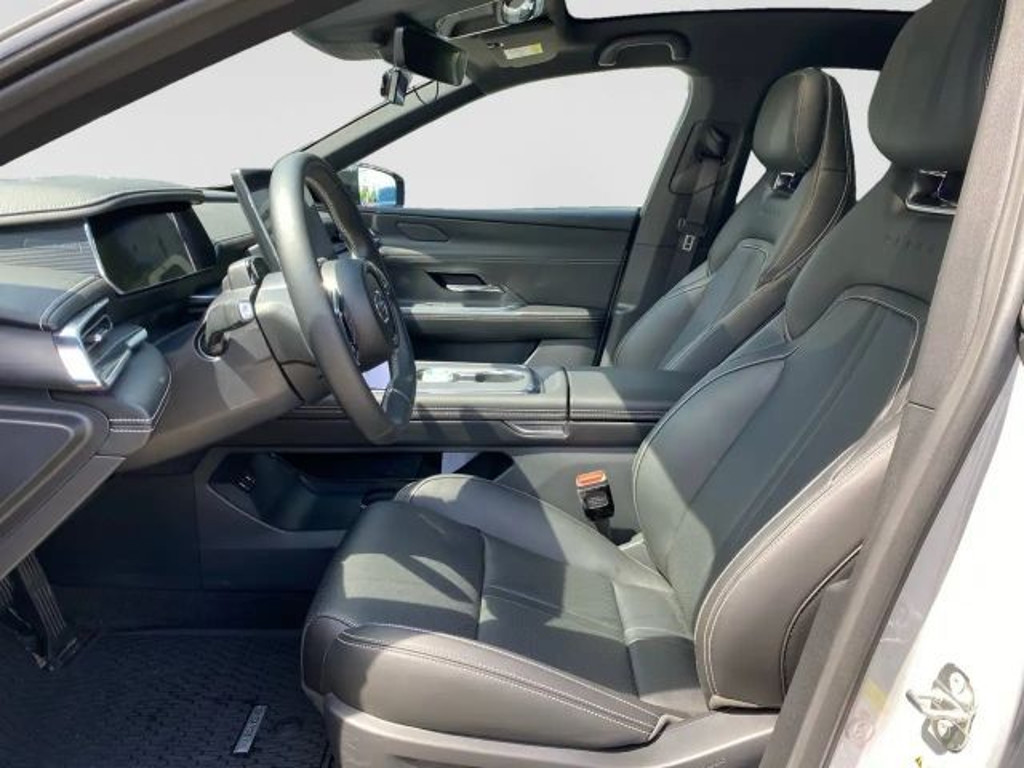 Mazda 6e