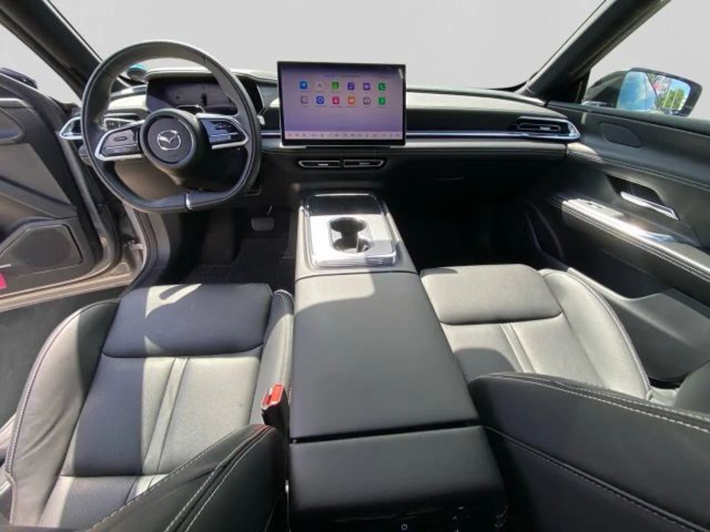 Mazda 6e