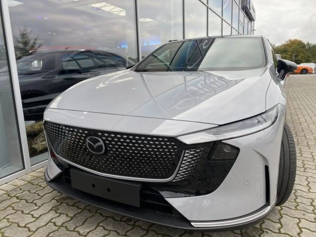 Mazda 6e