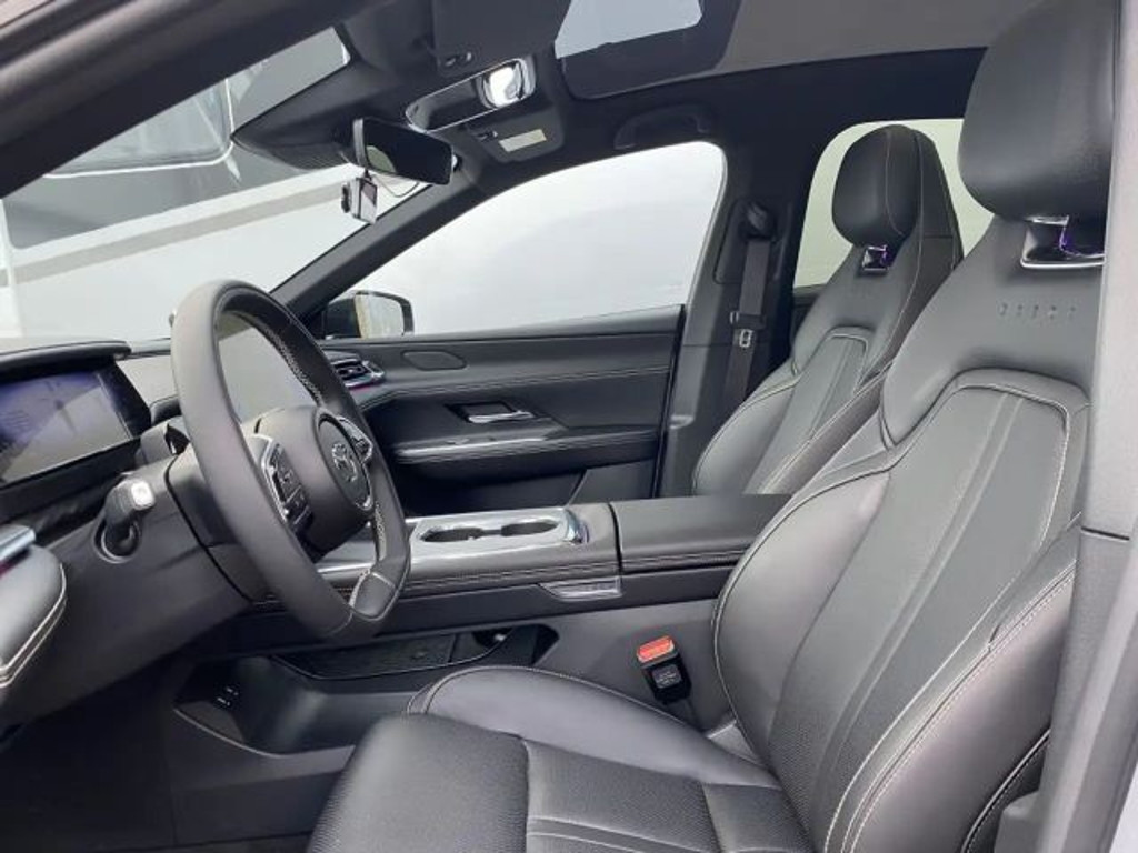Mazda 6e