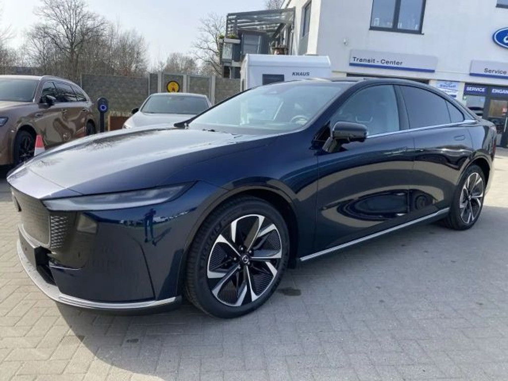 Mazda 6e