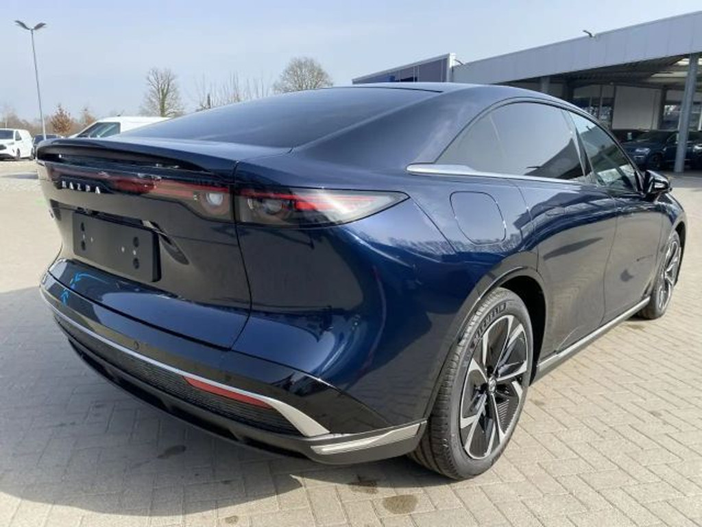 Mazda 6e