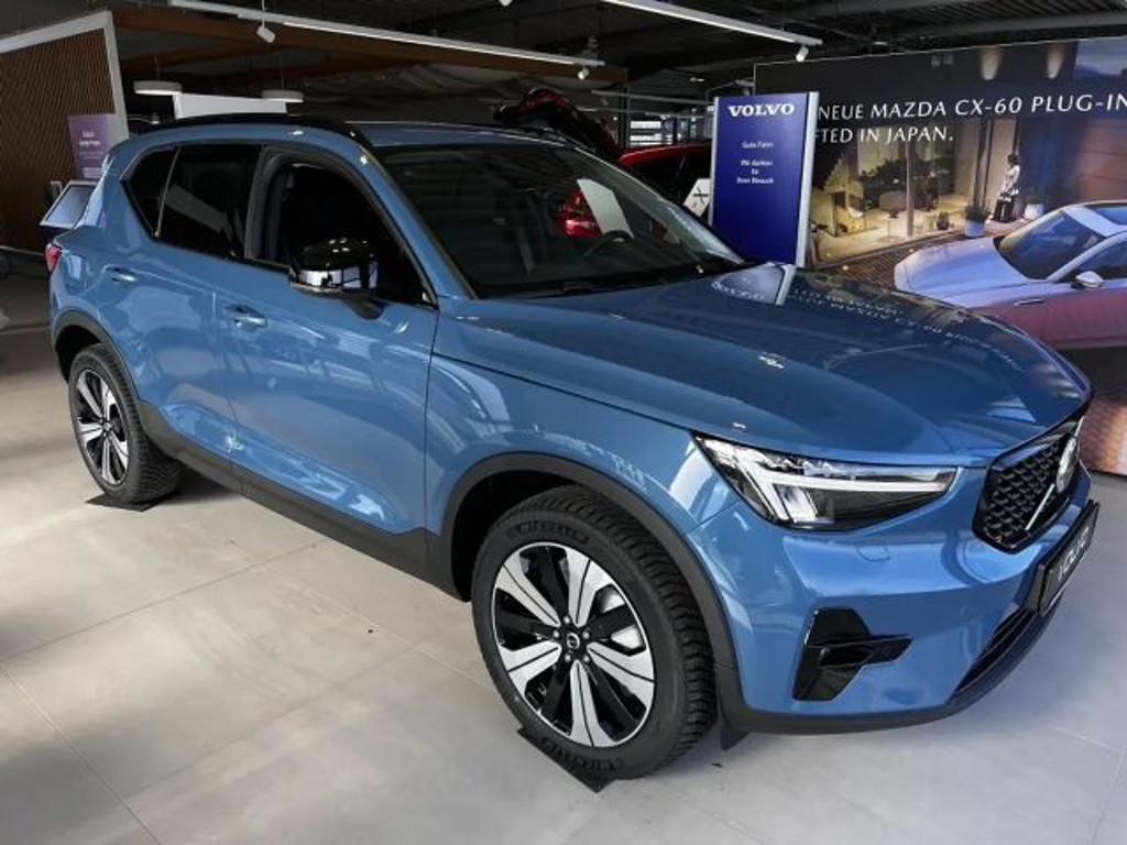 Volvo XC40 T5 Recharge Plus Dark