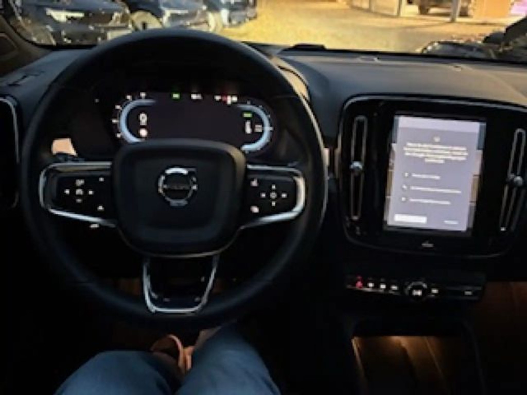 Volvo C40