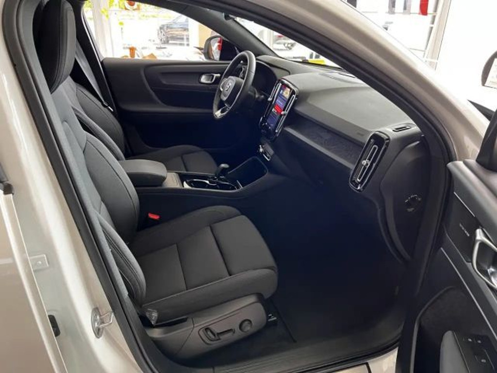 Volvo C40