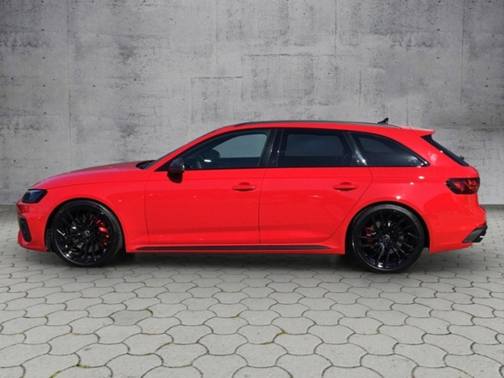 Audi RS4