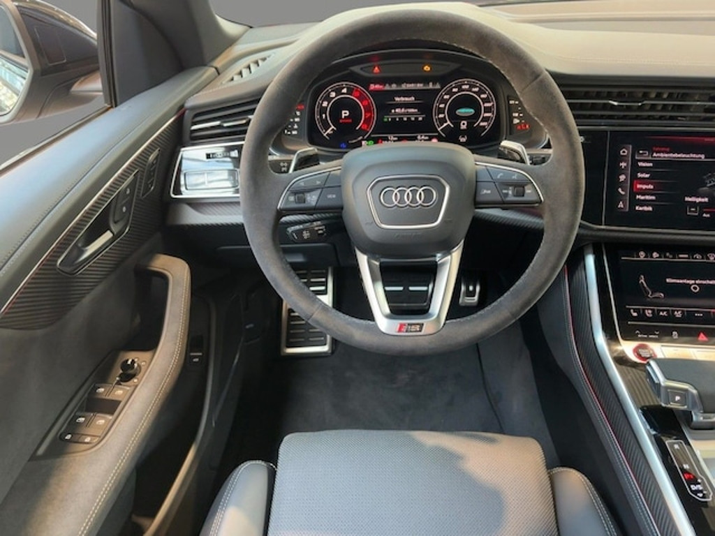 Audi RS Q8