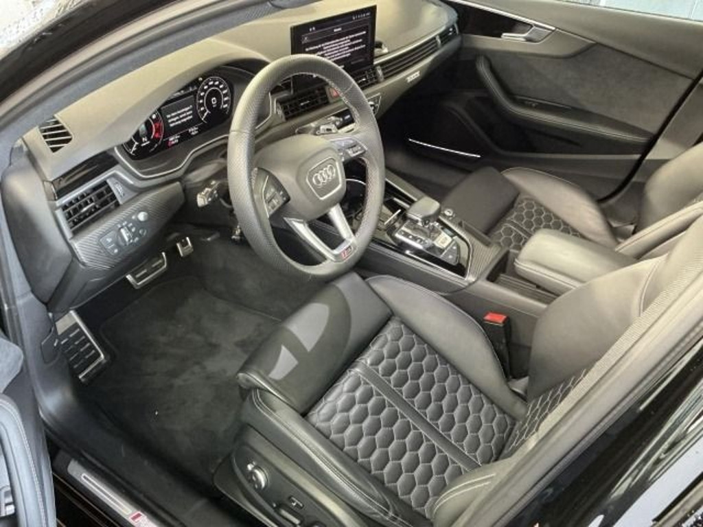 Audi RS4