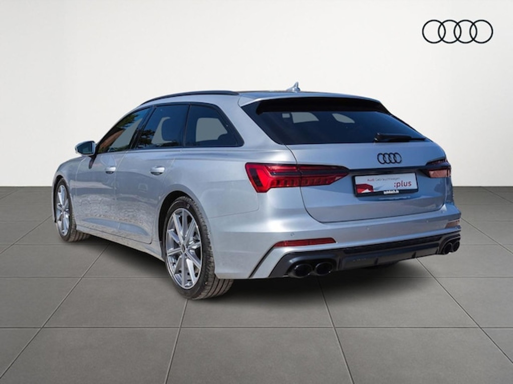 Audi S6