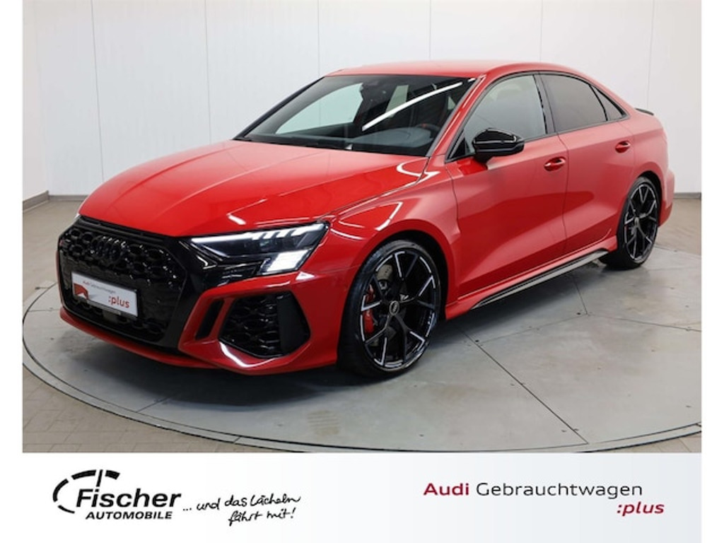 Audi RS3 Sedan Quattro S-Tronic
