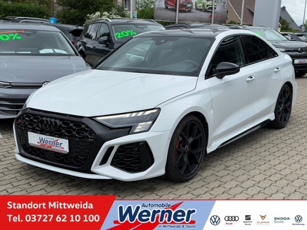 Audi RS3 Sedan Quattro S-Tronic