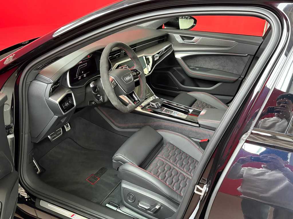 Audi RS6