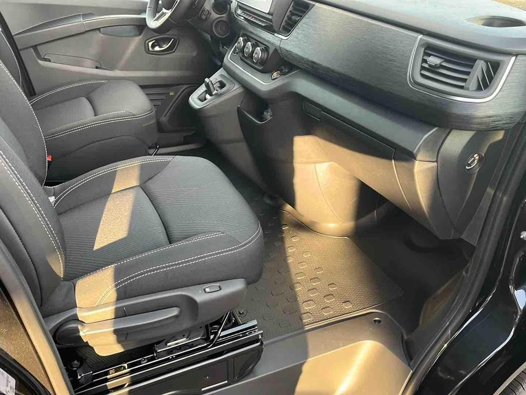 Nissan Primastar