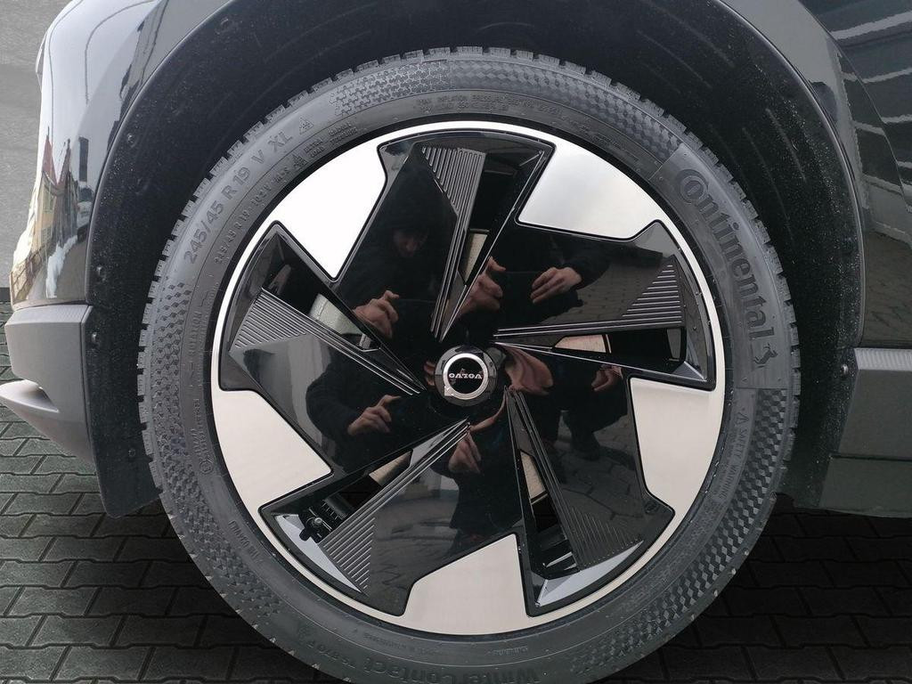 Volvo EX30
