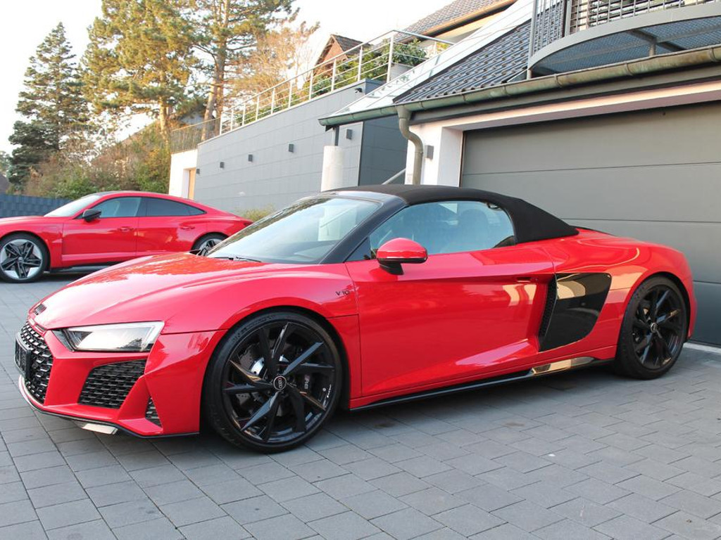 Audi R8