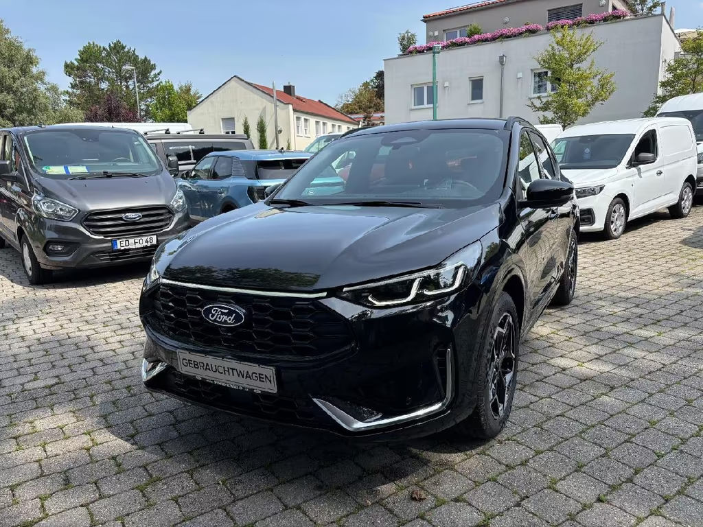 Ford Kuga ST Line Hybrid X