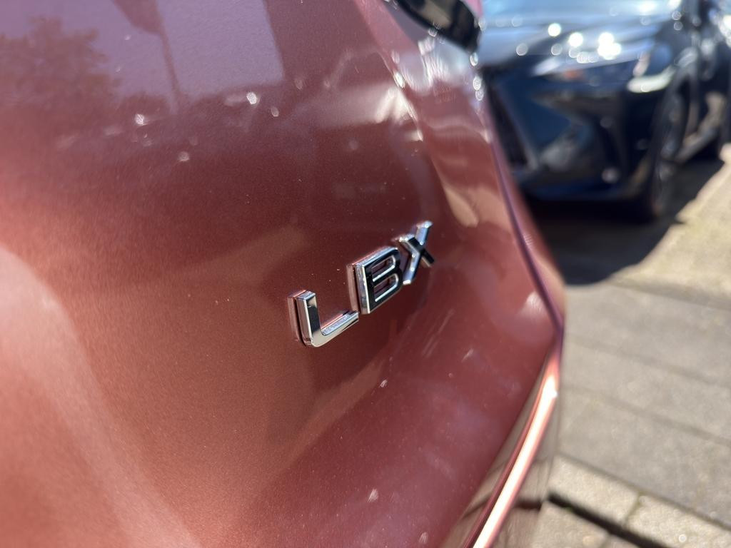 Lexus LBX
