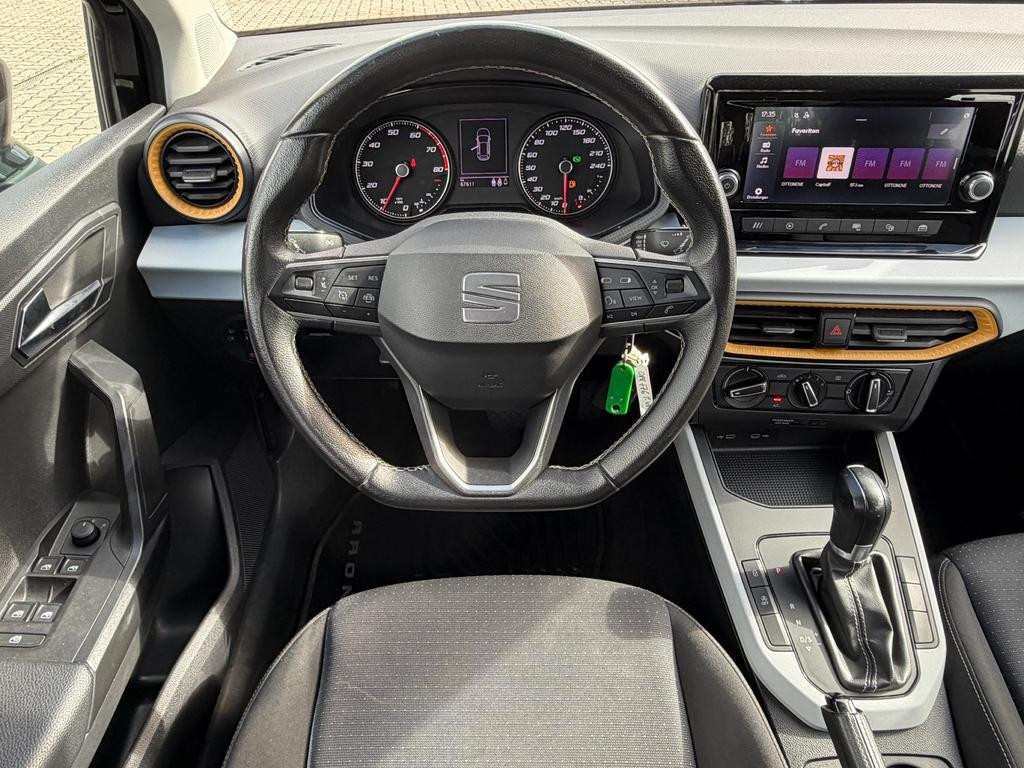 Seat Arona