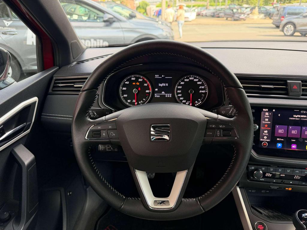 Seat Arona