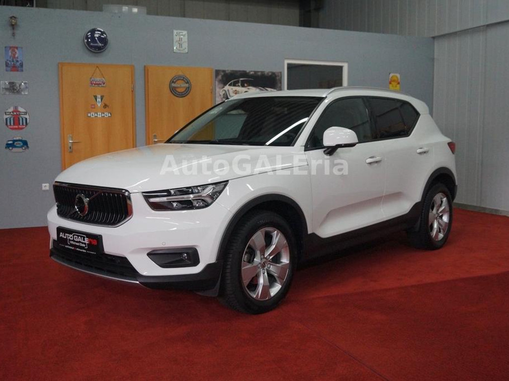 Volvo XC40 Momentum T3