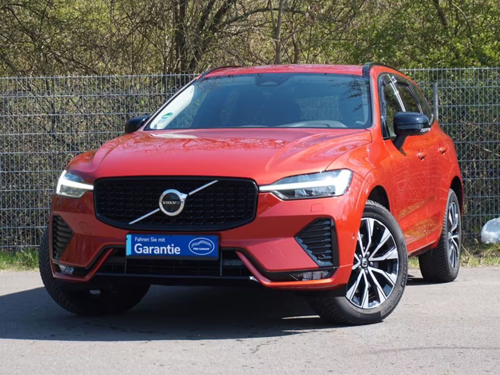 Volvo XC60 Plus Dark
