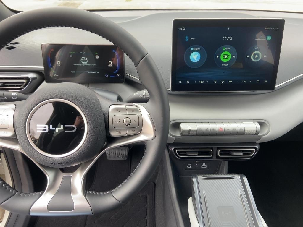BYD Dolphin